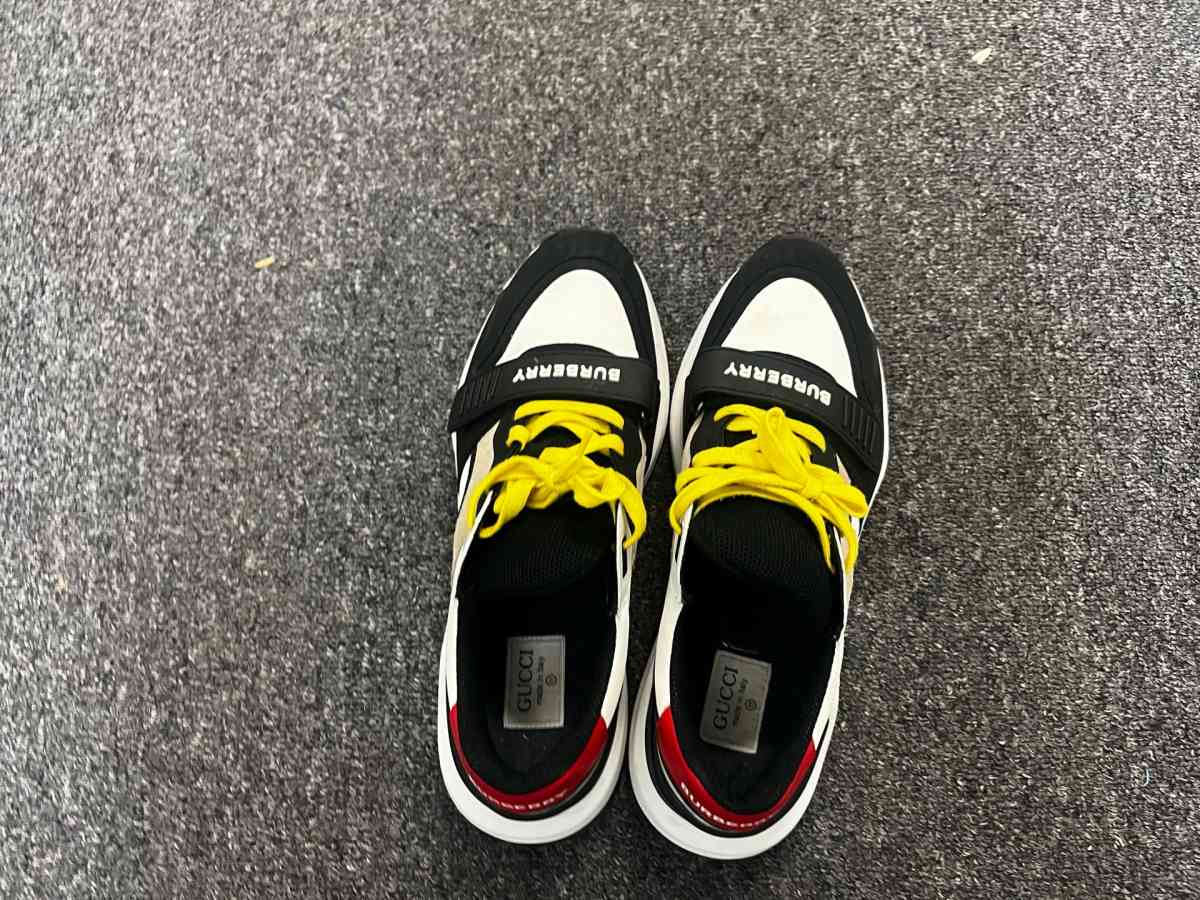 Burberry Gucci Mens Designer - Bloomfield, New Jersey - FleaMarketBay