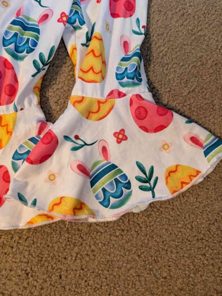 Easter 3 piece outfit - Savannah, Georgia - FleaMarketBay