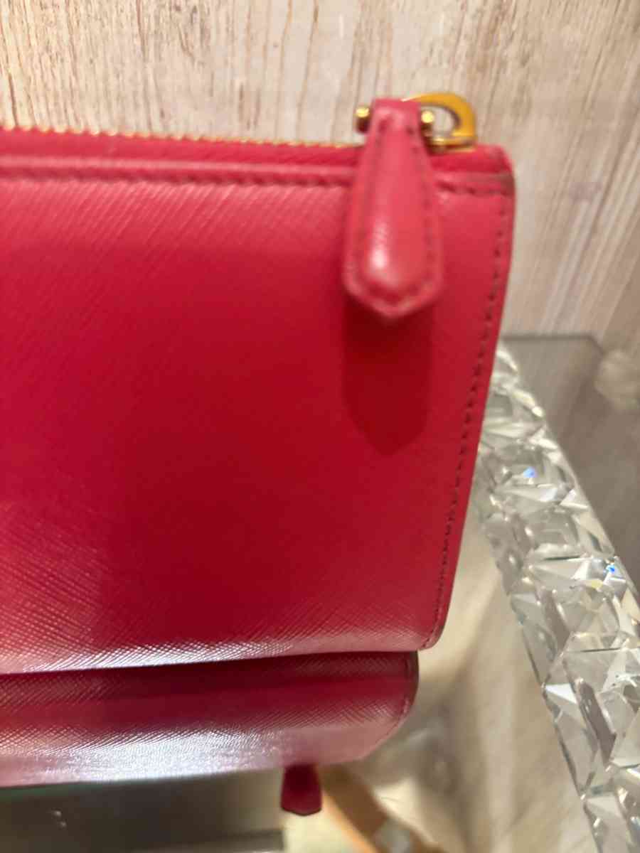 Pink Prada Saffiano leather wallet - Ridgewood, New York - FleaMarketBay