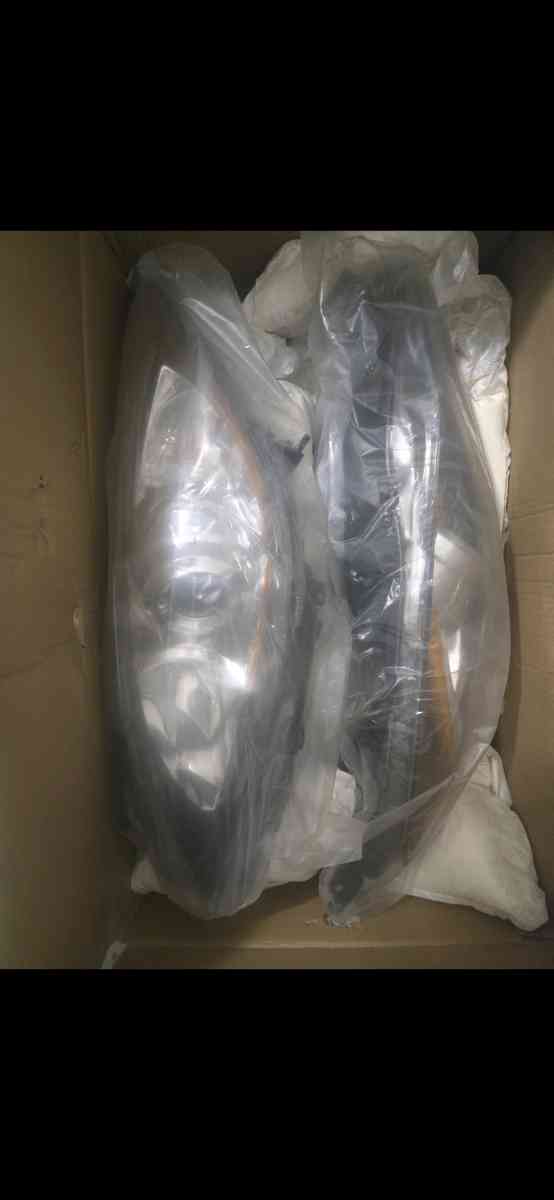 Mazda 3 2010  2013 Projector Headlights Assembly Pair Clear - Decatur, Georgia - FleaMarketBay