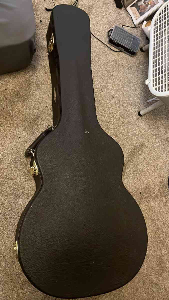 Taylor guitar 214ce dlx - Springdale, Arkansas - FleaMarketBay