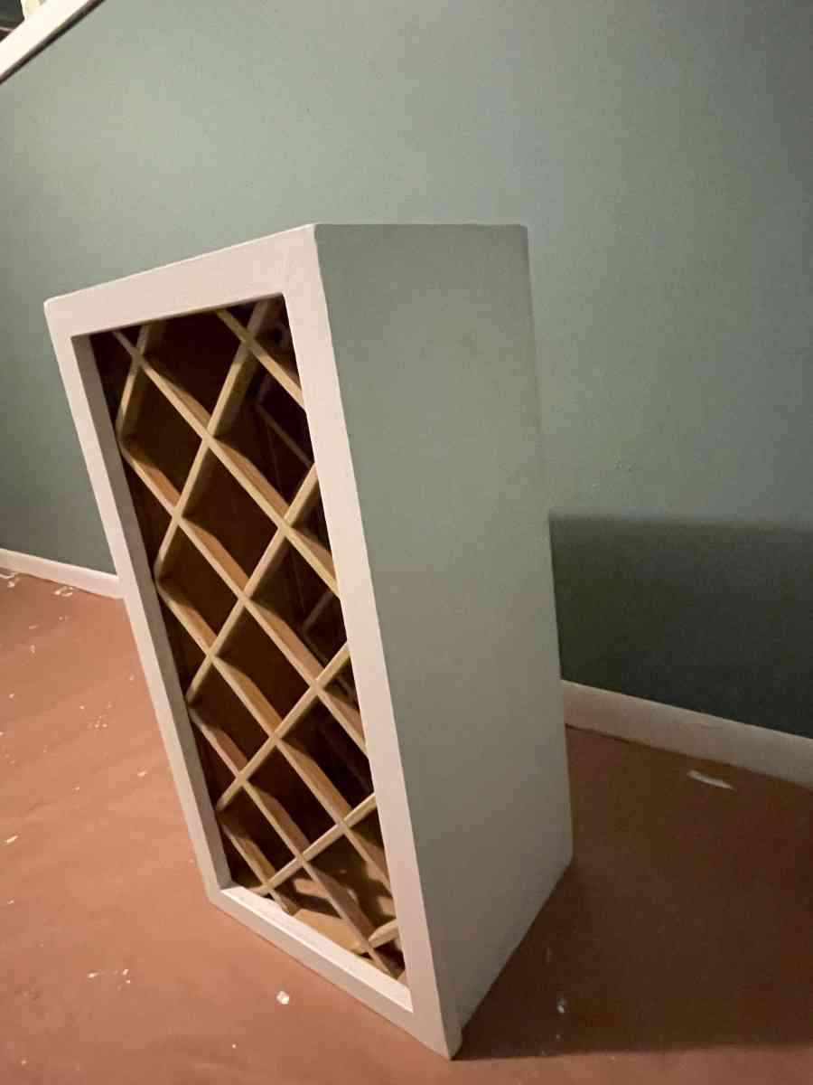 wine storage - Grand Rapids, Michigan - FleaMarketBay