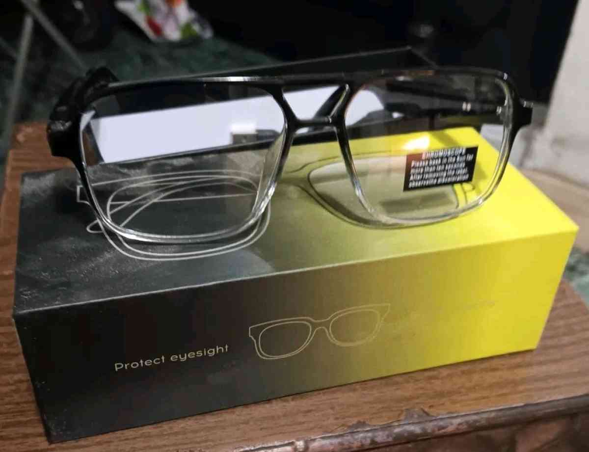 ROHS HIGH FASHION SMART GLASSES - Bronx, New York - FleaMarketBay