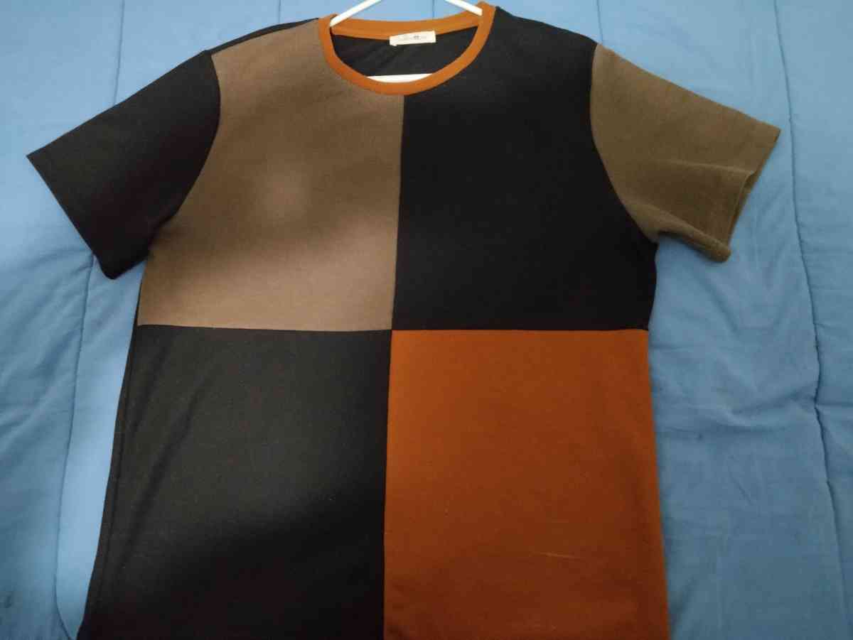 Mens multi colored short sleeve sweater - New Windsor, New York