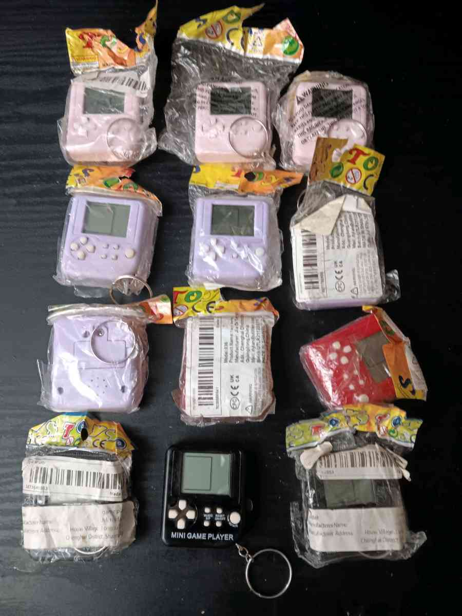 DIGITAL POCKET KEYCHAIN GAMES - Bronx, New York