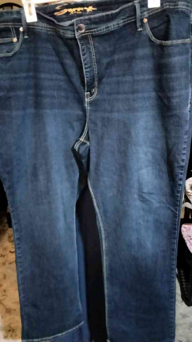 seven 7 by lane bryant  plussize - Adelanto, California - FleaMarketBay