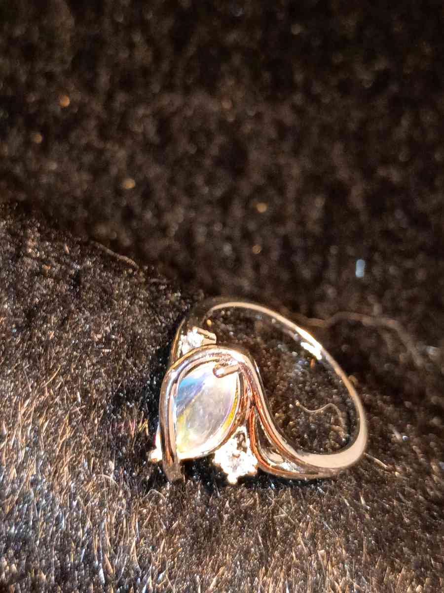 925 sterling opal ring - Cleveland, Tennessee - FleaMarketBay