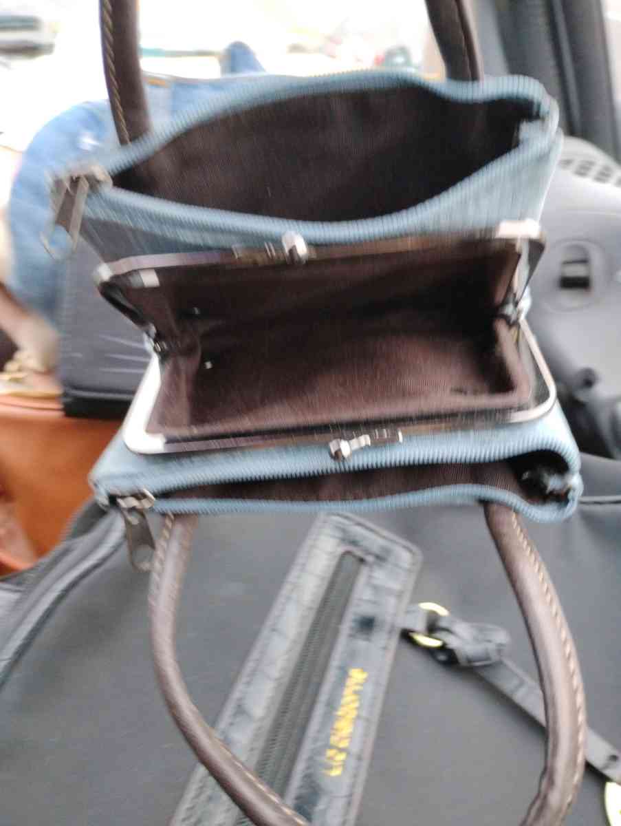 Purses - Columbia, Missouri - FleaMarketBay