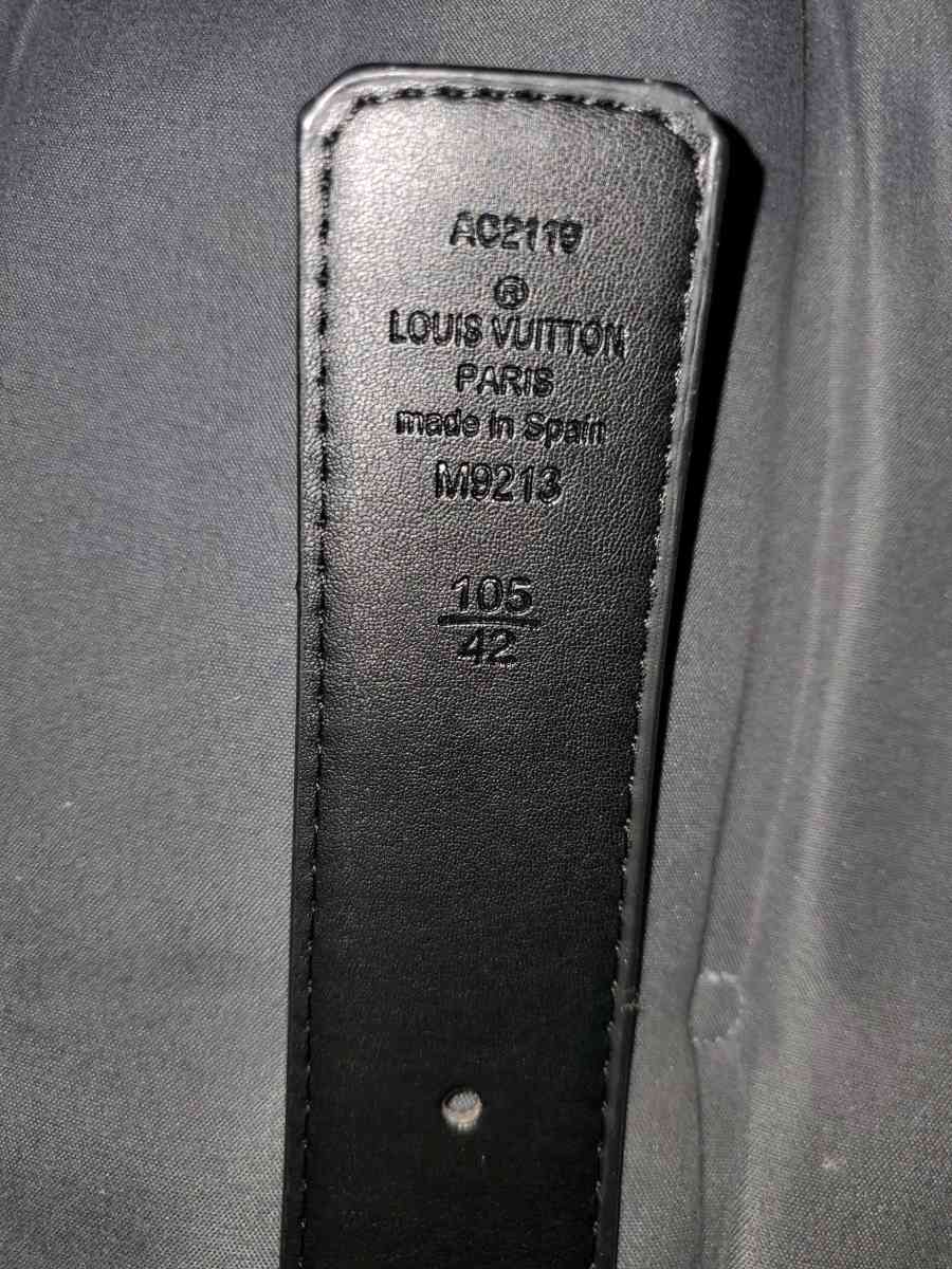 Louis Vuitton Black Leather Belt - Chester Gap, Virginia - FleaMarketBay
