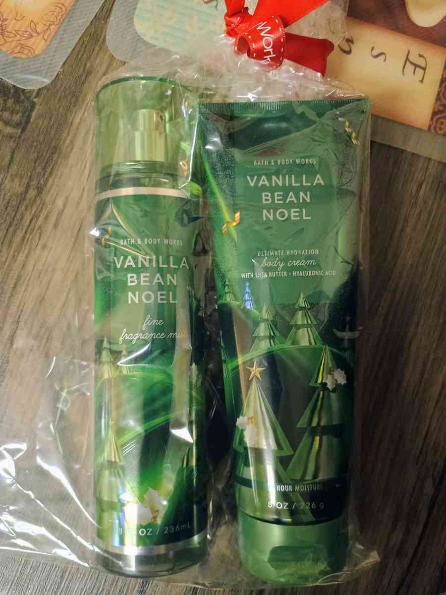Bath and Body Works lotion and spray kit