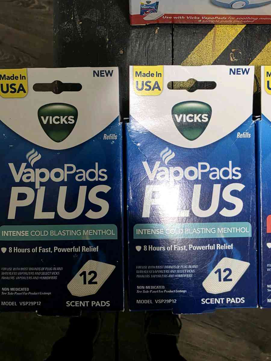 Vicks Sinus Inhaler with 4 boxes of Vapor Pads - Bernalillo, New Mexico - FleaMarketBay