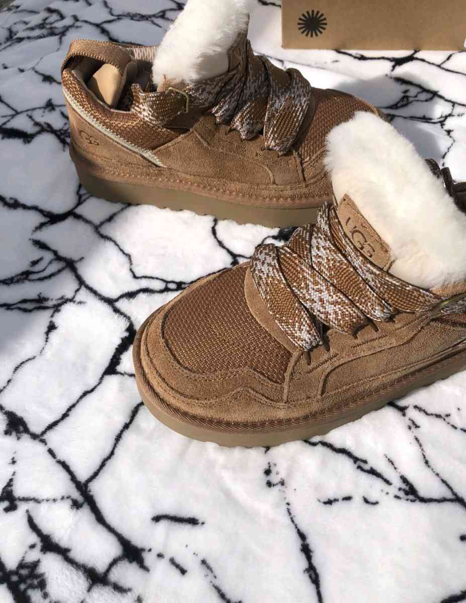 Ugg shoes - Miami, Florida - FleaMarketBay