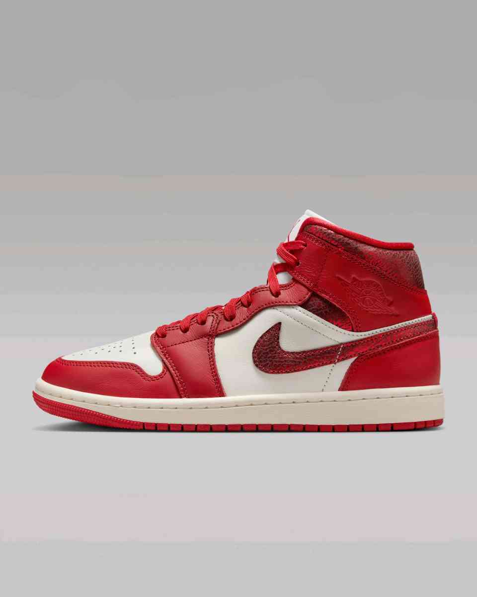 Air Jordan 1 Mid SE - Addy, Washington