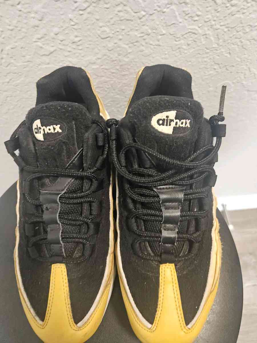 Nike Air Max 95 LX - Tulsa, Oklahoma - FleaMarketBay