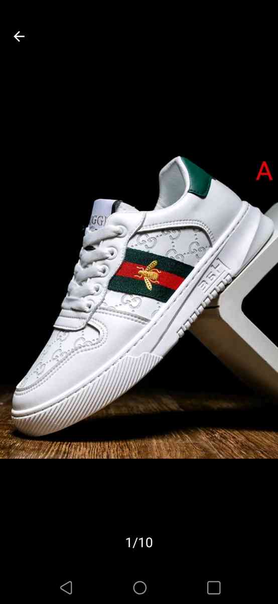 SPORTS SPRING WOMENMAN US SUZE 11 - Adams, New York