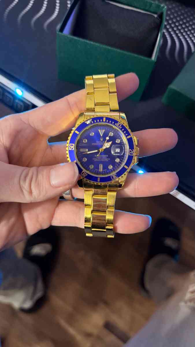 Watch - Youngstown, Ohio - FleaMarketBay