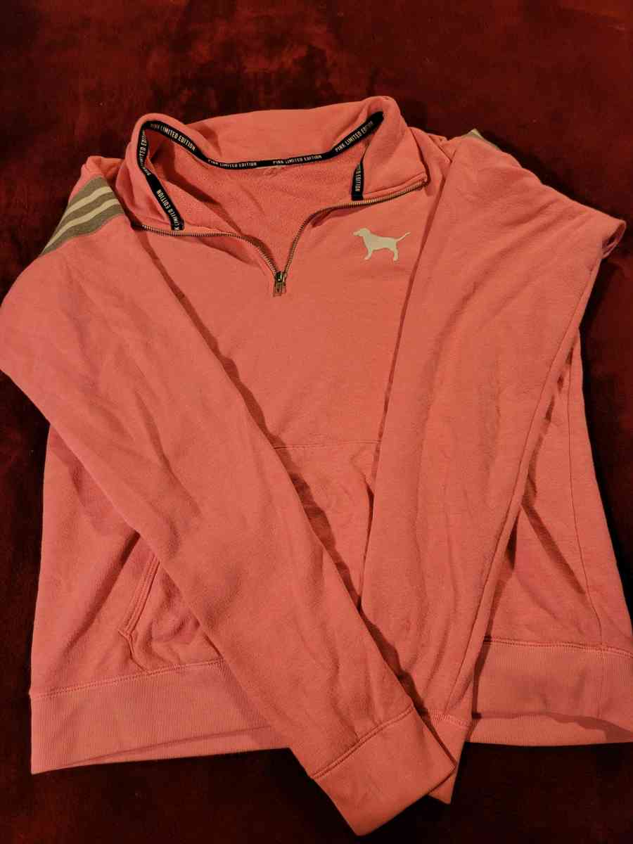 Victoria secret clothing - Le Center, Minnesota - FleaMarketBay