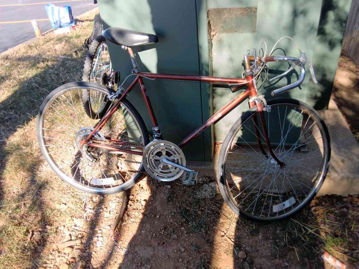 2 vintage bikes - Springfield, Missouri