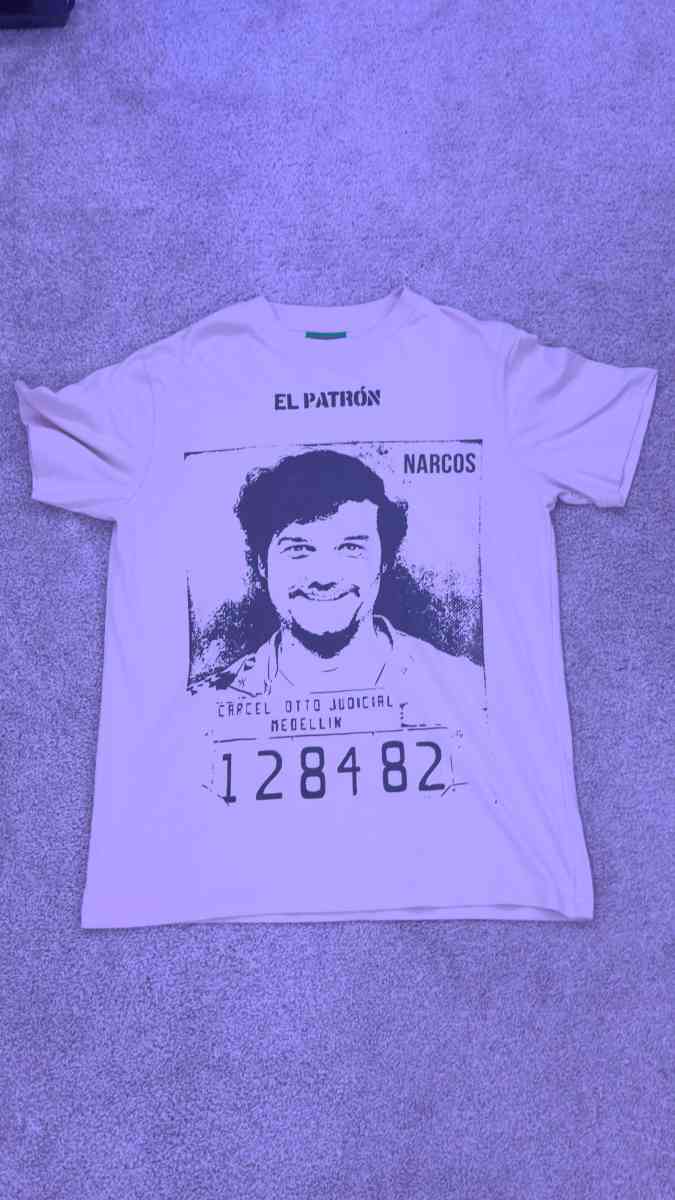 Shoe Palace Mens Shirt - Homeland, California