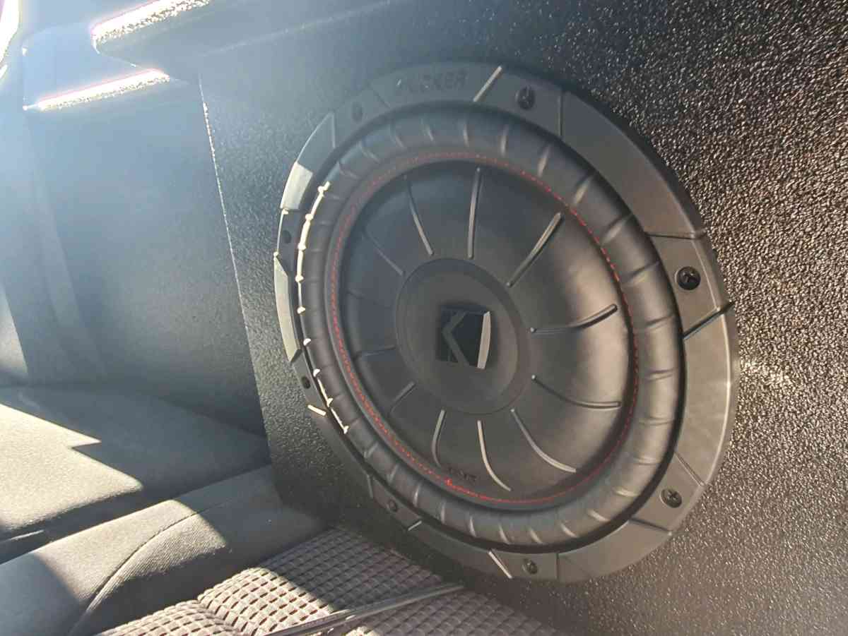 2010 nissan titan - Spartanburg, South Carolina - FleaMarketBay