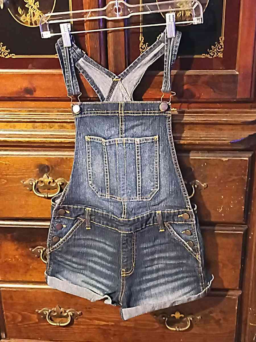 No Boundaries overall shorts - Brixey, Missouri