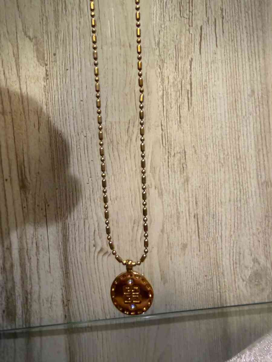 Givenchy gold tone necklace - Ridgewood, New York - FleaMarketBay