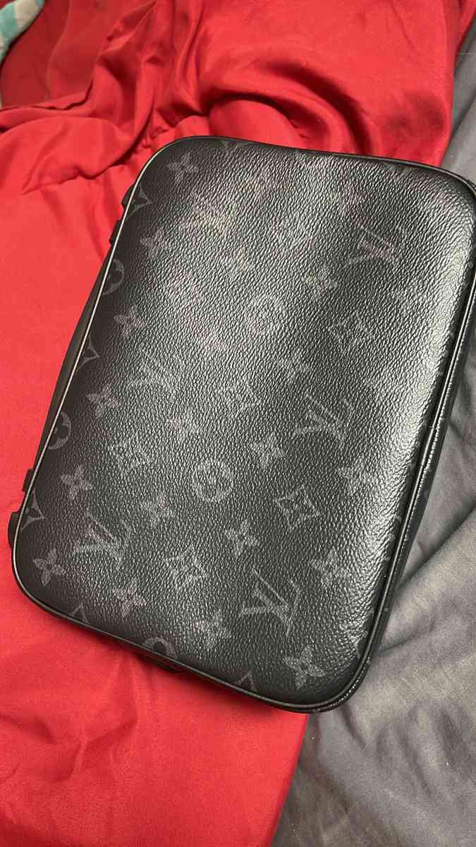 S Lock Messenger - Philadelphia, Pennsylvania - FleaMarketBay