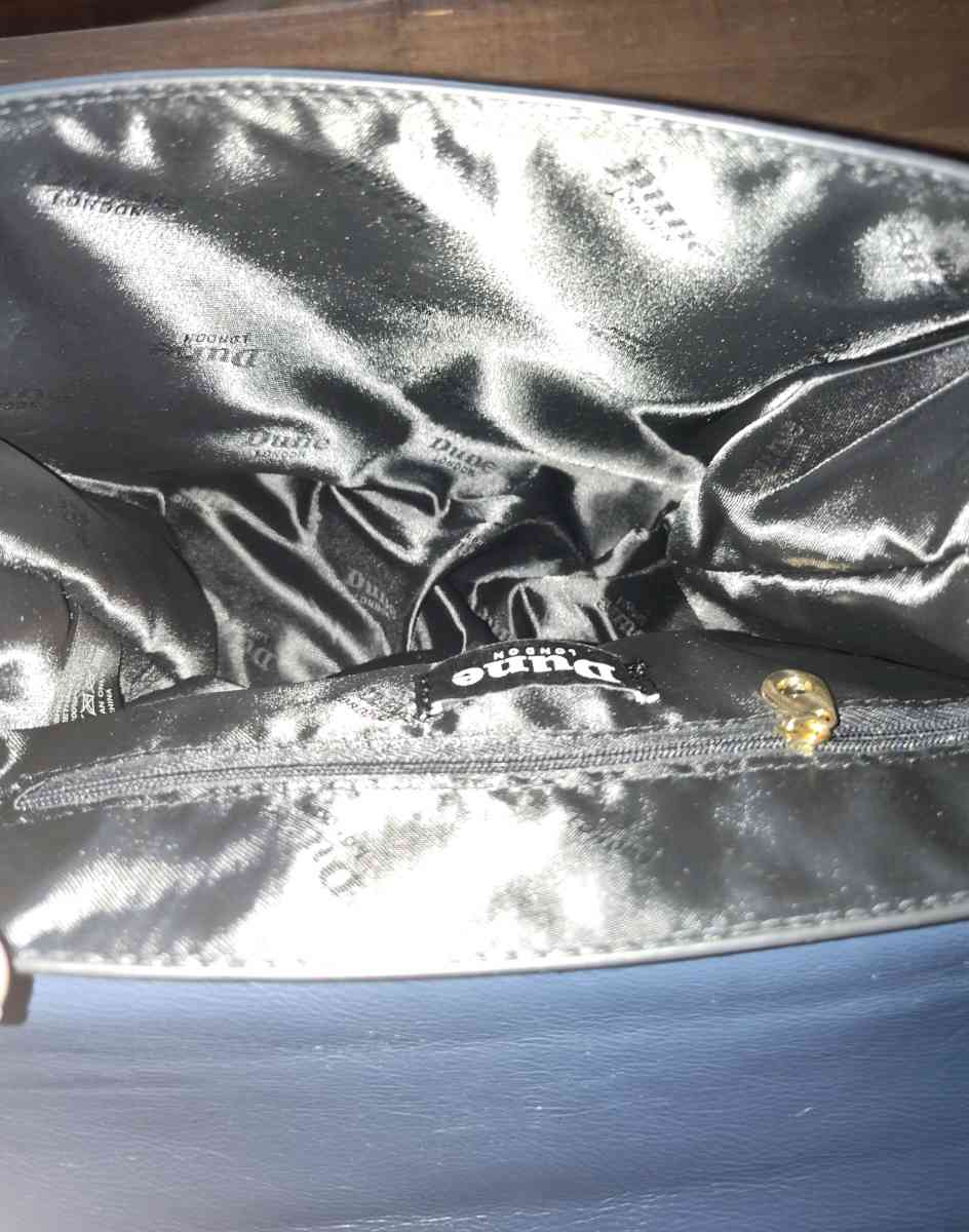 Dune London tote Blue and Ivory - Oceanside, California - FleaMarketBay