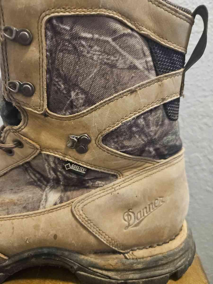 Danner Gortex Pronghorn Boots - Tulsa, Oklahoma - FleaMarketBay