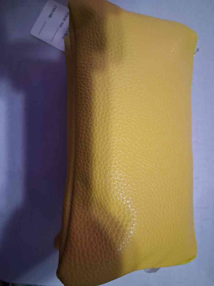 Women handbag - Fayetteville, Georgia - FleaMarketBay