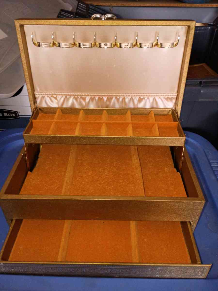 2 Antique Jewelry Boxes - Columbia, Missouri - FleaMarketBay