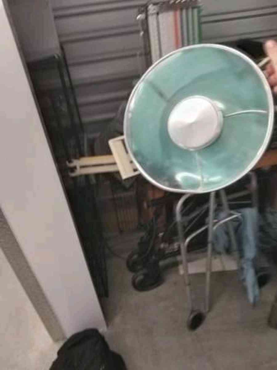 Vintage Working Burton Surgical Exam Light - El Cajon, California - FleaMarketBay