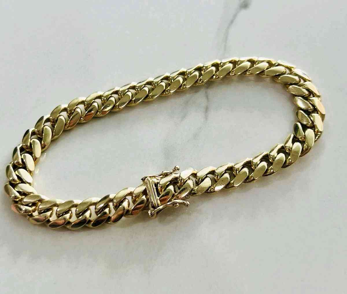 solid 14k gold bracelet - Alden, Illinois - FleaMarketBay