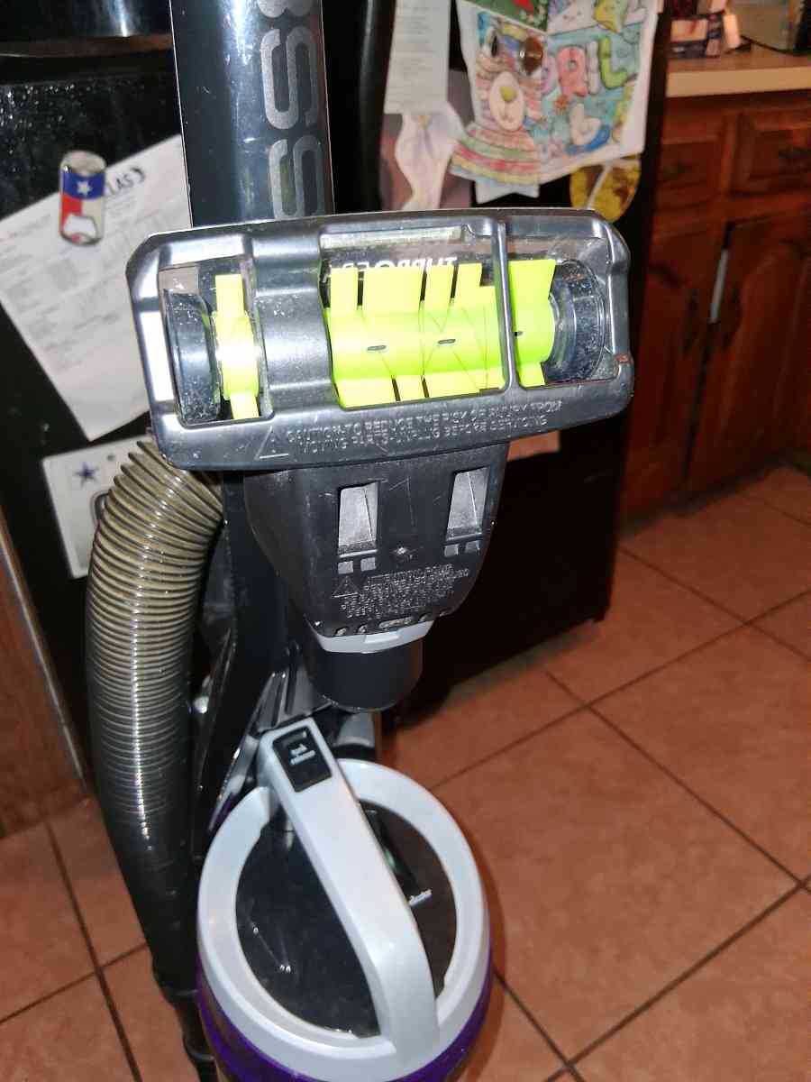 Bissell clearview swivel pet vacuum cleaner - Mesquite, Texas - FleaMarketBay