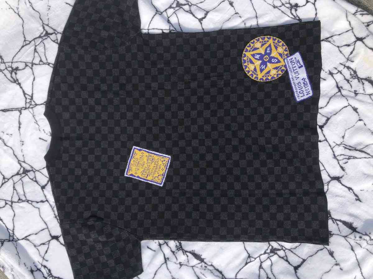 Louie V shirt - Miami, Florida - FleaMarketBay