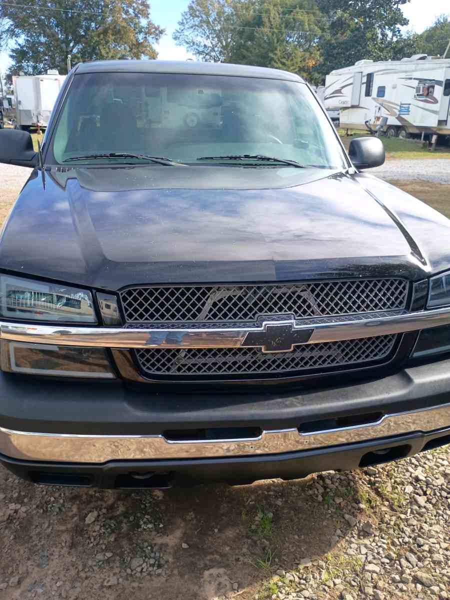 2003 Chevy Silverado - Foley, Alabama - FleaMarketBay