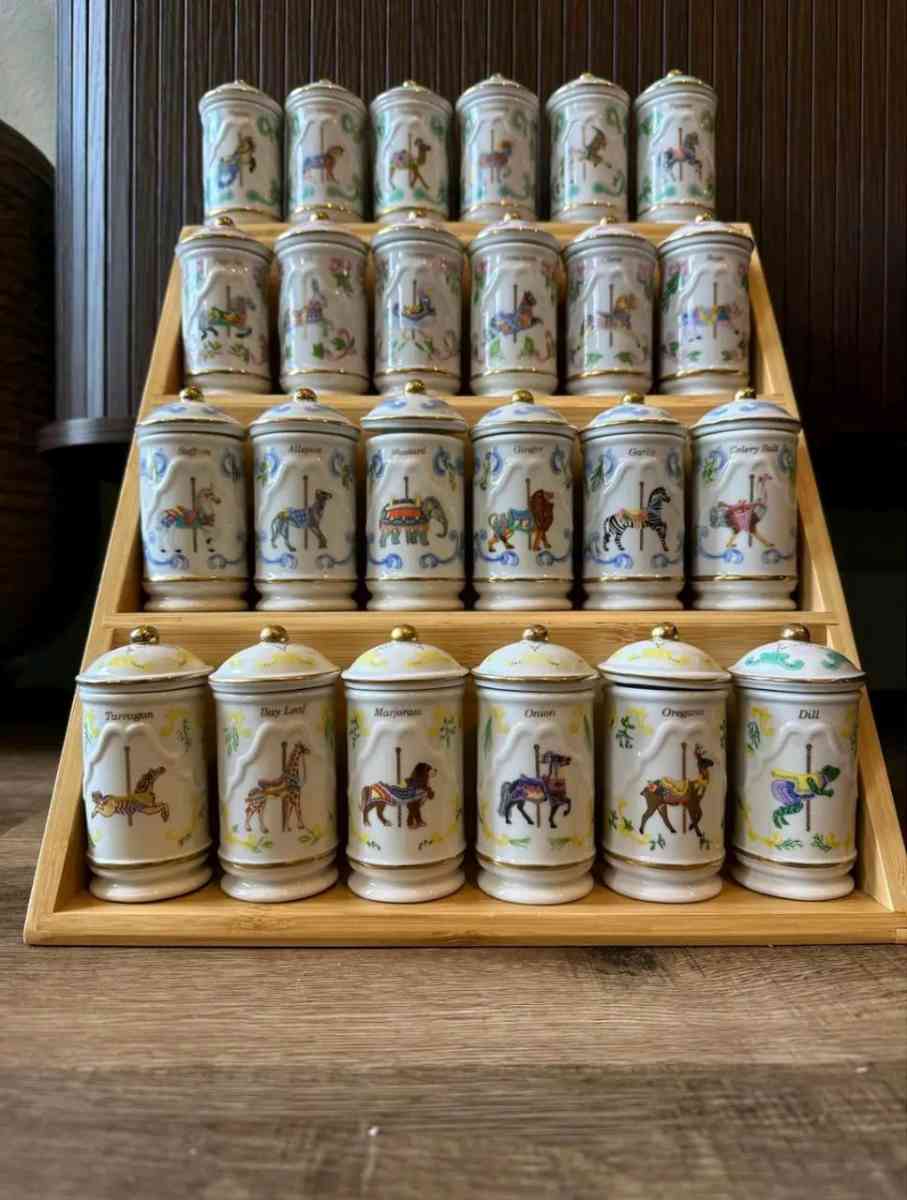 RARE LENOX 1993 CAROUSEL SPICE JARS FULL SET - Georgetown, Delaware - FleaMarketBay