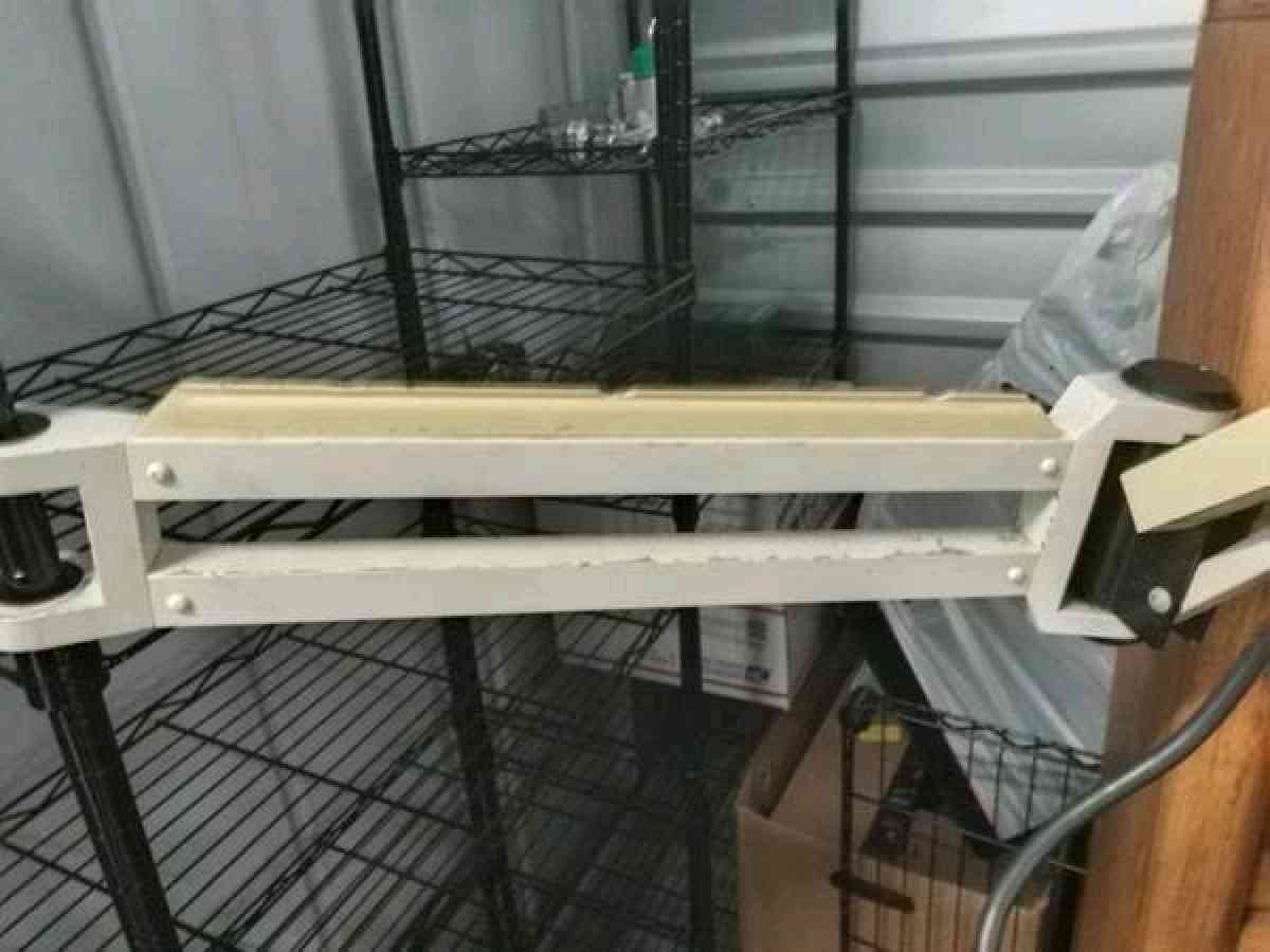 Vintage Working Burton Surgical Exam Light - El Cajon, California - FleaMarketBay