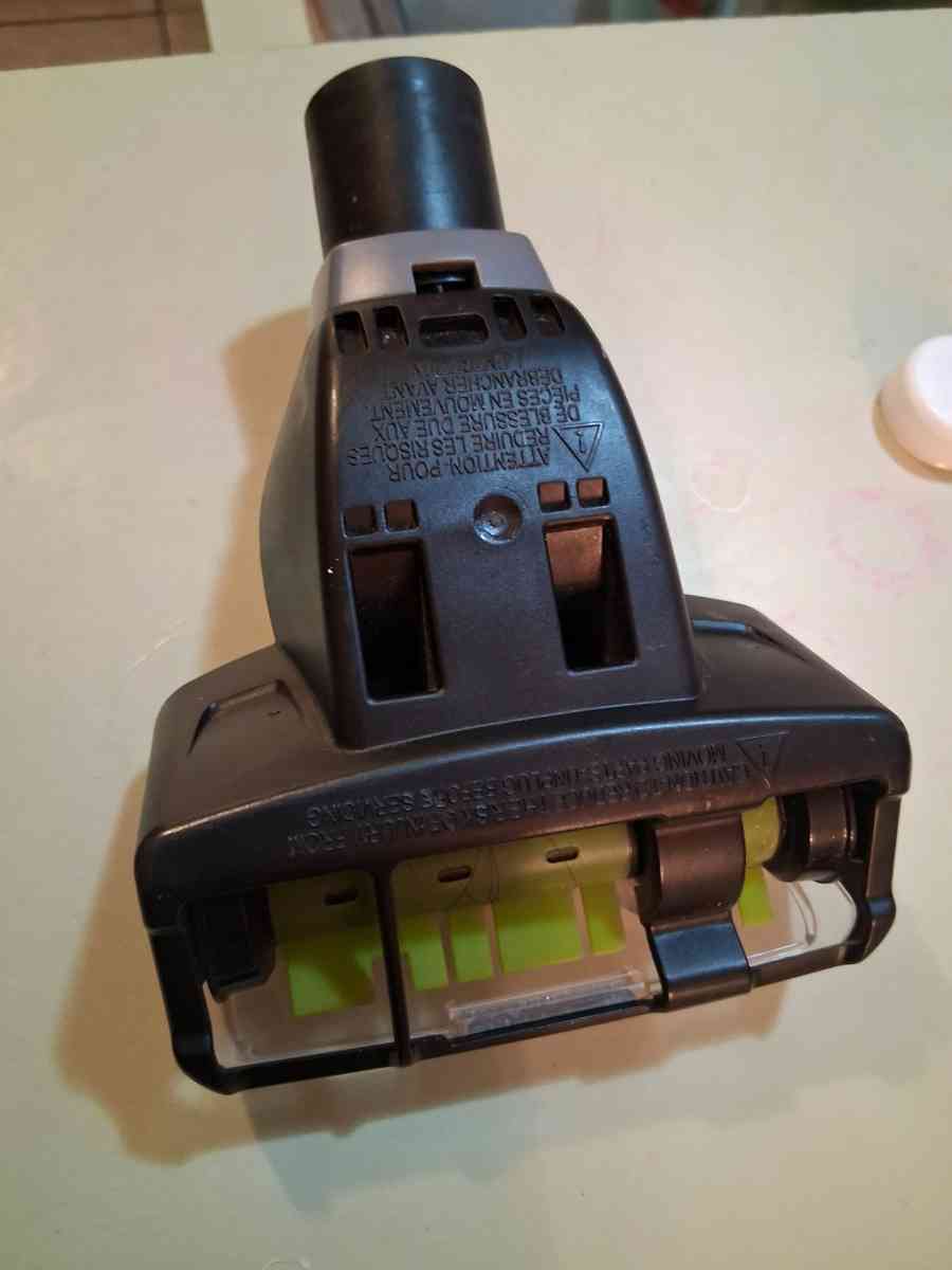 Bissell clearview swivel pet vacuum cleaner - Mesquite, Texas - FleaMarketBay