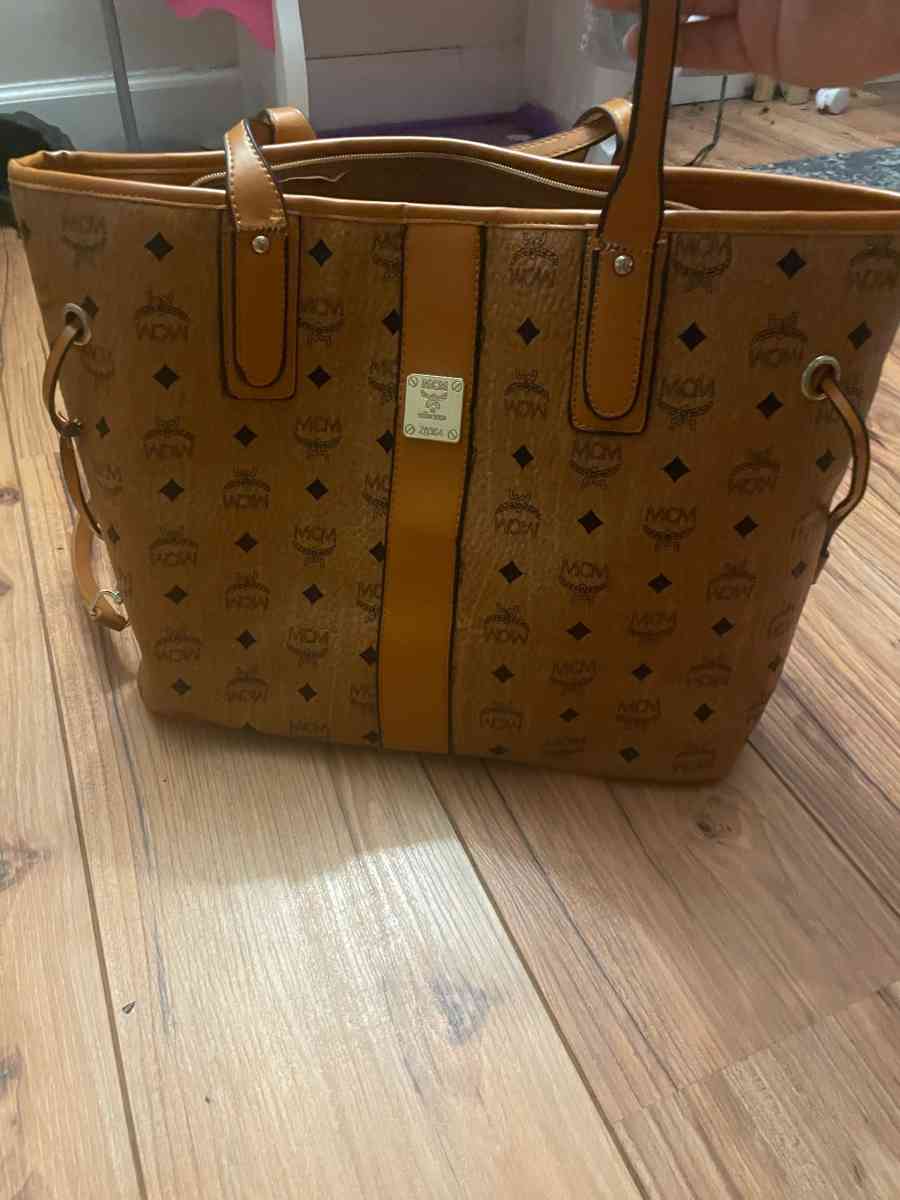 Mcm tote bag - Millersville, Maryland