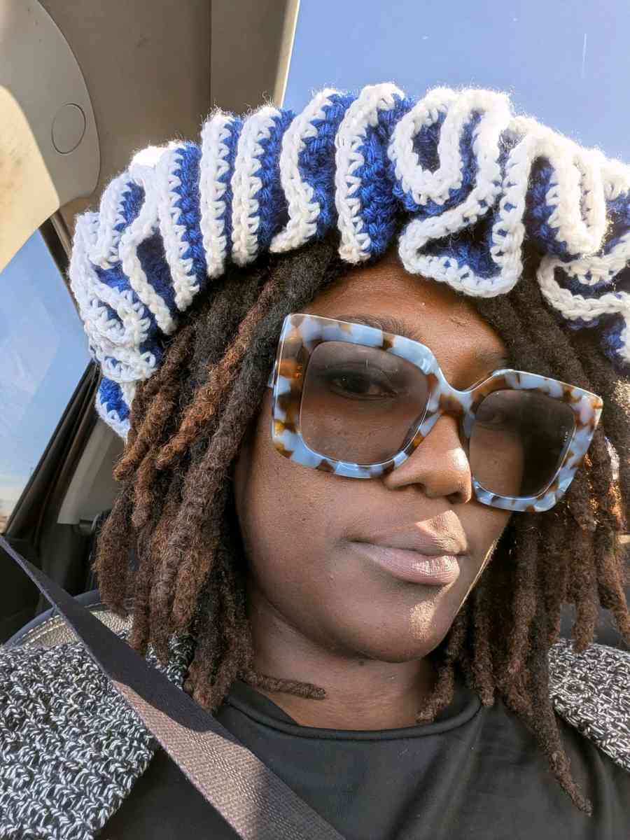 crochet ruffled crown - Alicia, Arkansas - FleaMarketBay