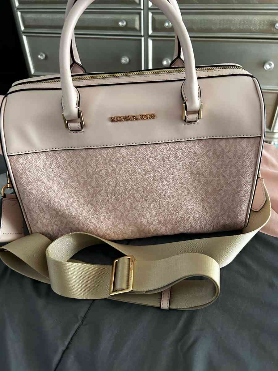 Brand new Michael Kors leather bag - Miami, Florida - FleaMarketBay