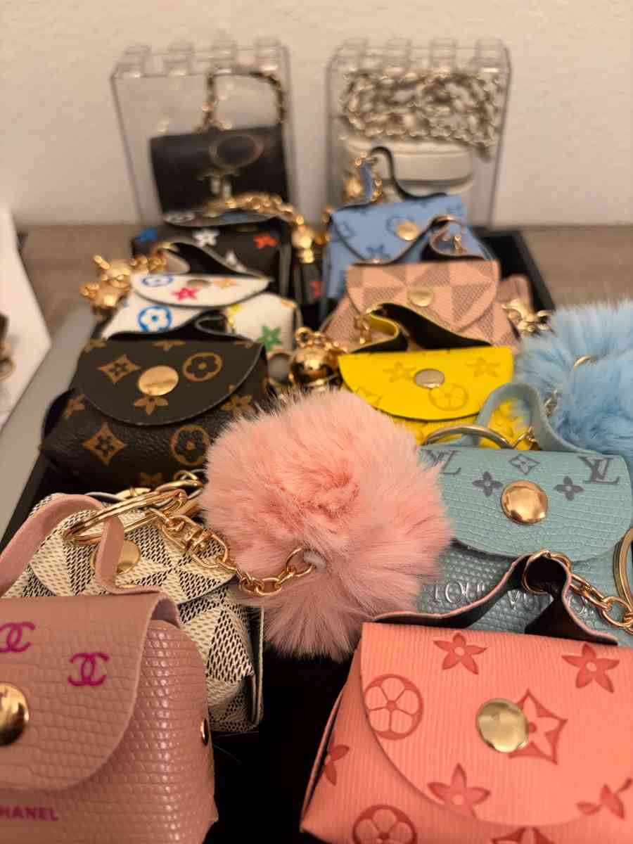 Bag Charms - Allamuchy, New Jersey - FleaMarketBay