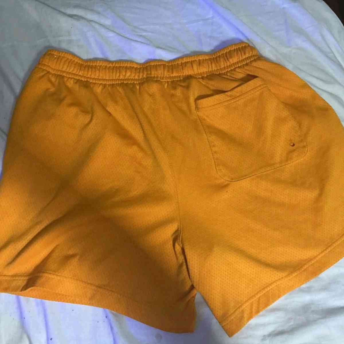 Nike Mens L yellow orange basketball mesh shorts - Atlanta, Georgia