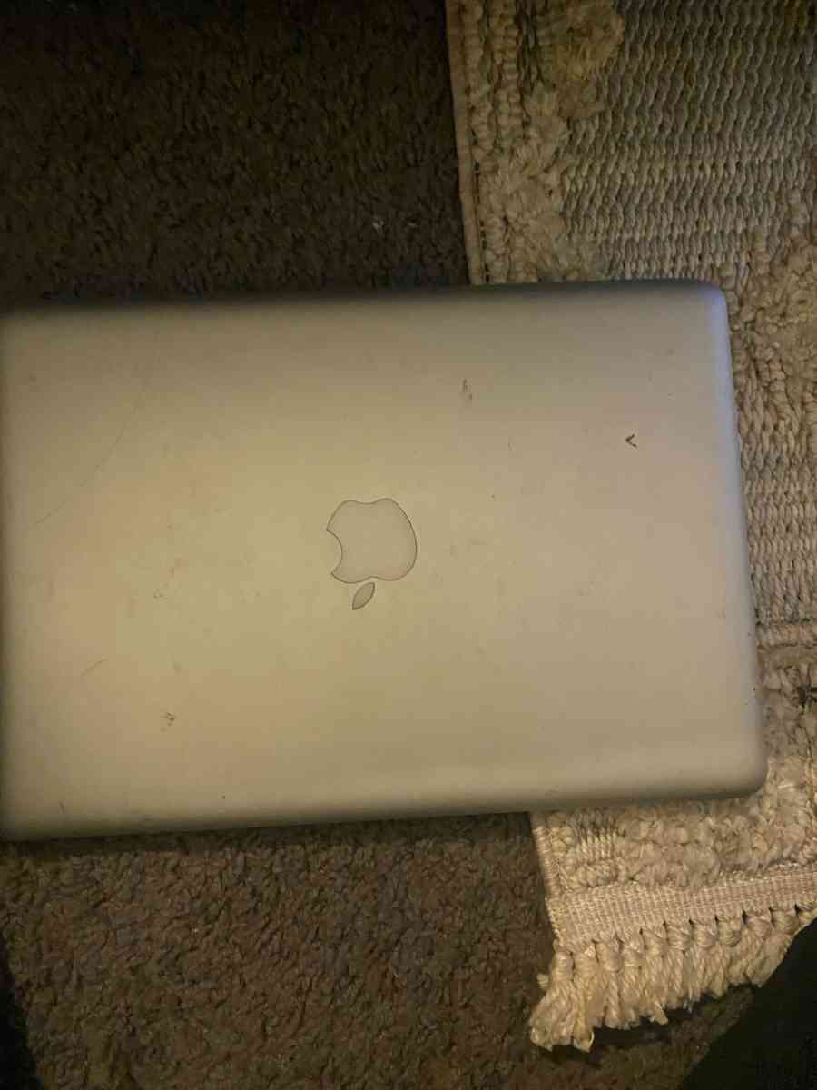MacBook Pro 2009 16GB Ram - Bethel Park, Pennsylvania - FleaMarketBay