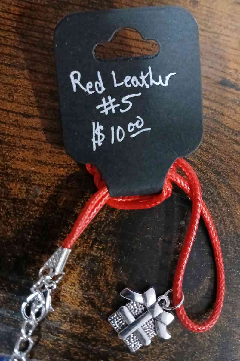 Red Leather Christmas Necklace pt1 - Achilles, Virginia - FleaMarketBay