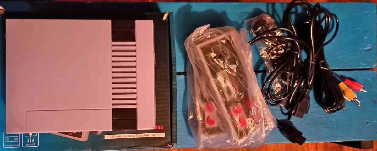 Mini Game Console - Leesburg, Florida - FleaMarketBay