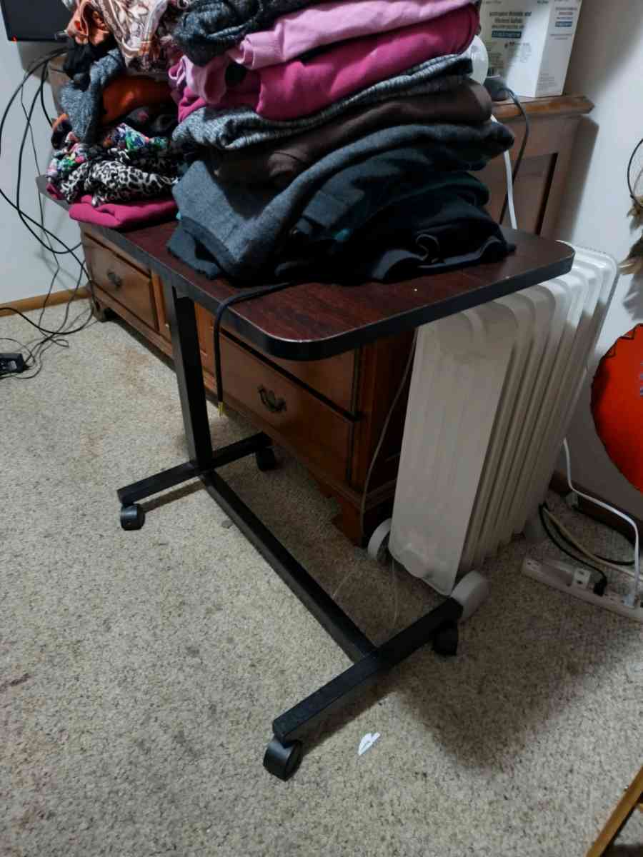 home hospital equipment - Kenosha, Wisconsin - FleaMarketBay