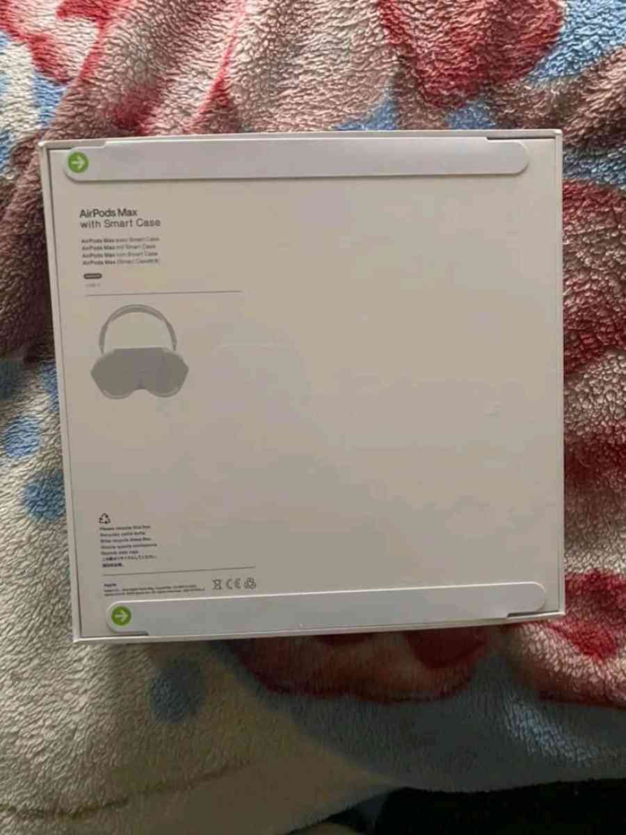 apple airpod pro max USB c - Antioch, California - FleaMarketBay