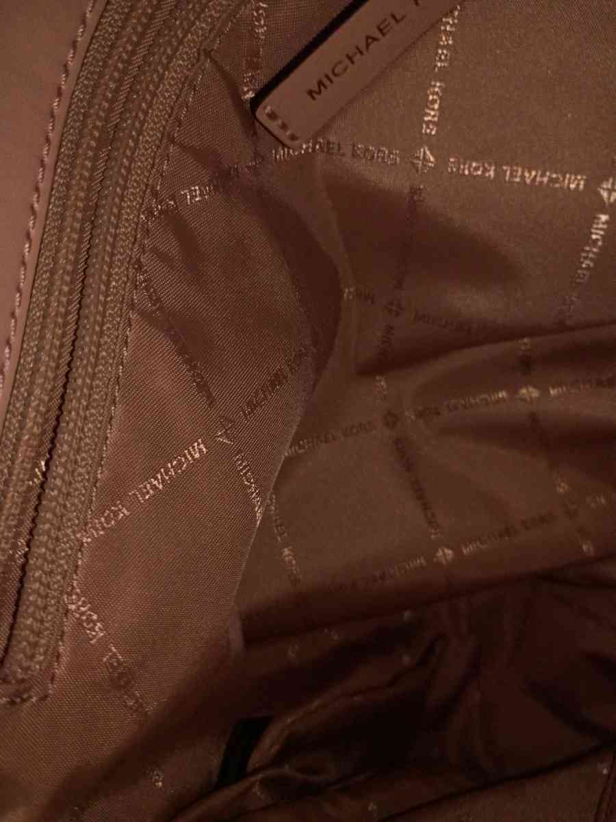Michael kors purse - Kansas City, Missouri - FleaMarketBay